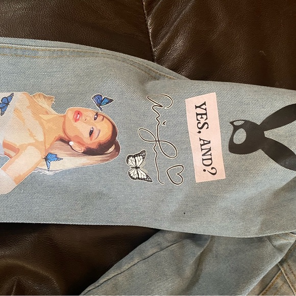 Brand New Ariana Grande decaled Women’s Denim Jacket - Picture 6 of 6